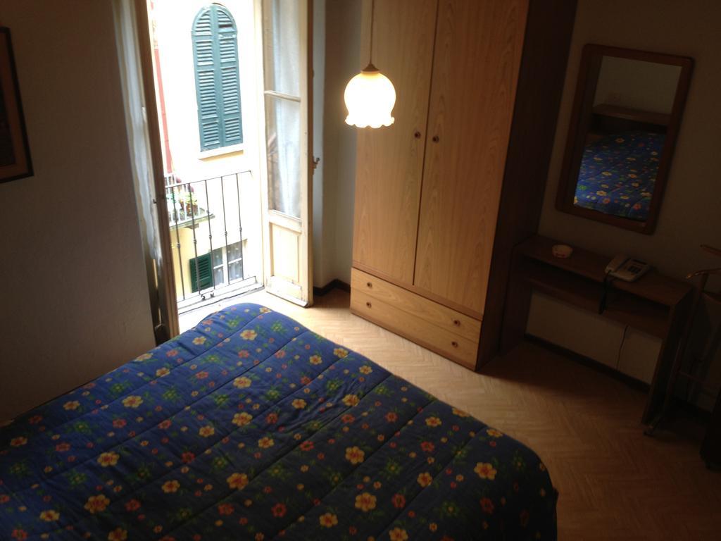 Albergo Il Vapore Menaggio Bilik gambar